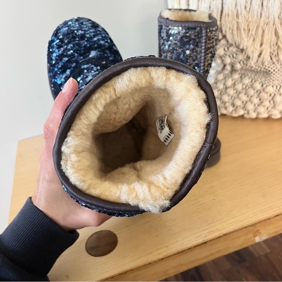 UGG Blue Sequin Fur Boots size 7 - Picture 6 of 8